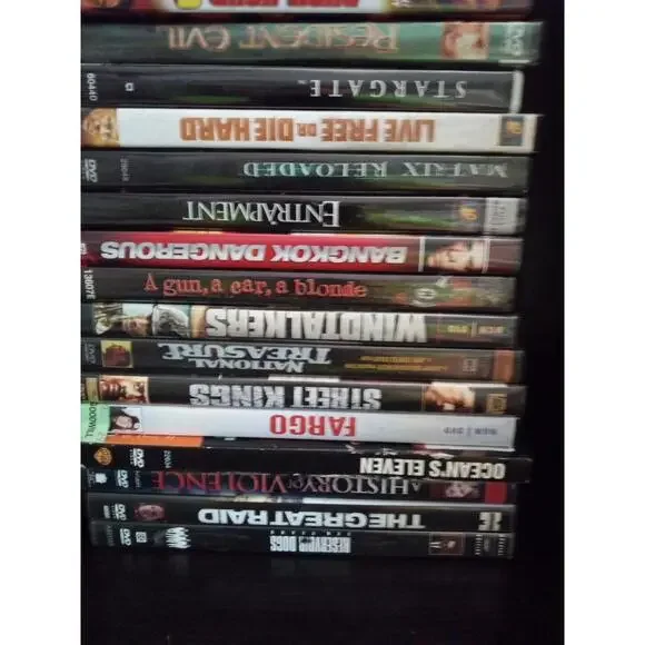 Lot Of 40 Used Thriller Action Marvel DC movies DVD Estate Sale ~ Trl1#411